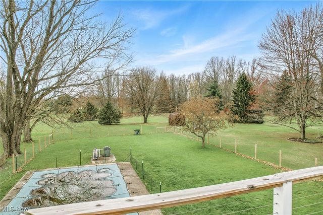 400 Champion Avenue E, Warren, OH 44483