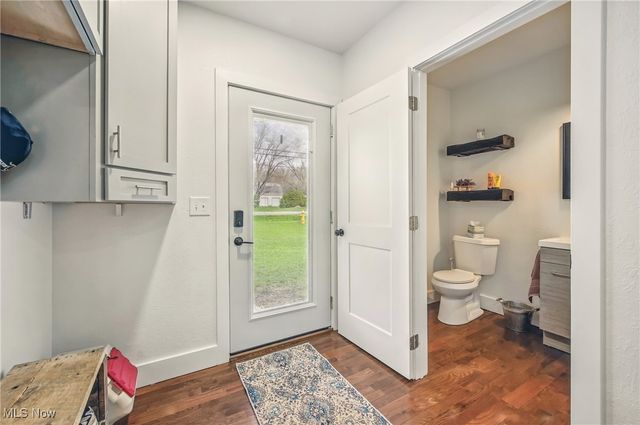 400 Champion Avenue E, Warren, OH 44483