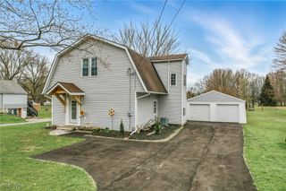 400 Champion Avenue E, Warren, OH 44483