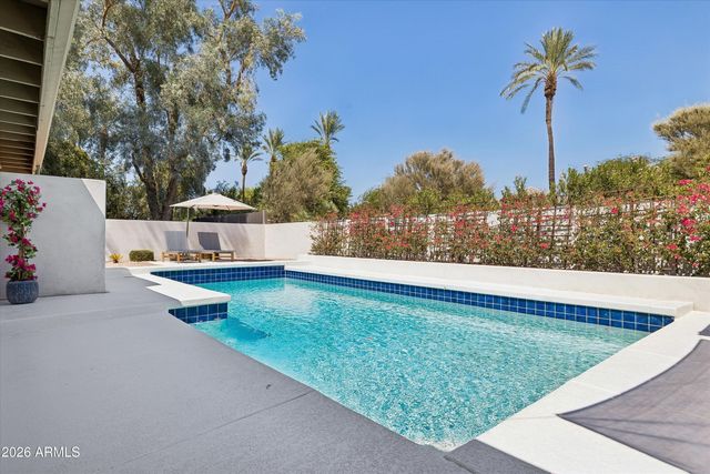 8655 N FARVIEW Drive, Scottsdale, AZ 85258