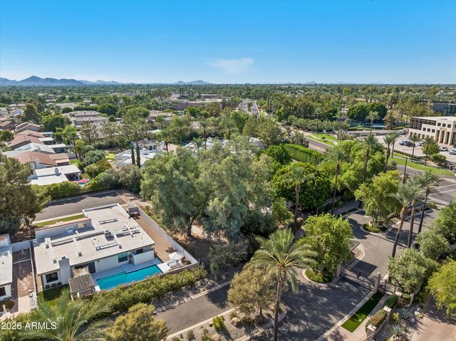 8655 N FARVIEW Drive, Scottsdale, AZ 85258