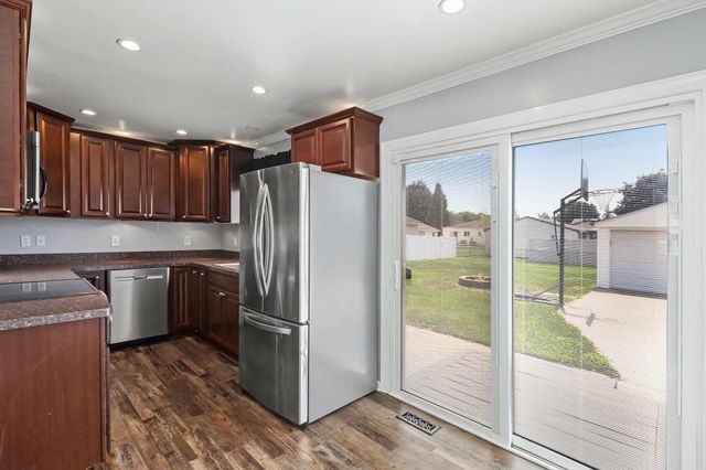 38203 Avondale Street, Westland, MI 48186