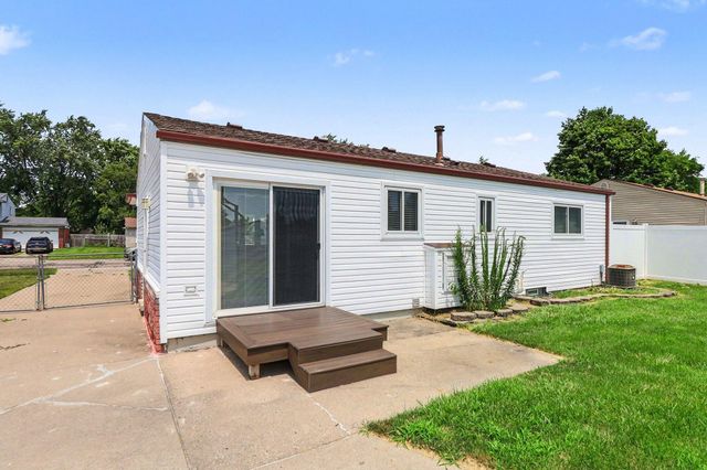 38203 Avondale Street, Westland, MI 48186
