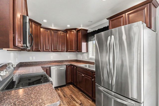 38203 Avondale Street, Westland, MI 48186