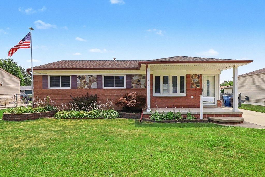 38203 Avondale Street, Westland, MI 48186