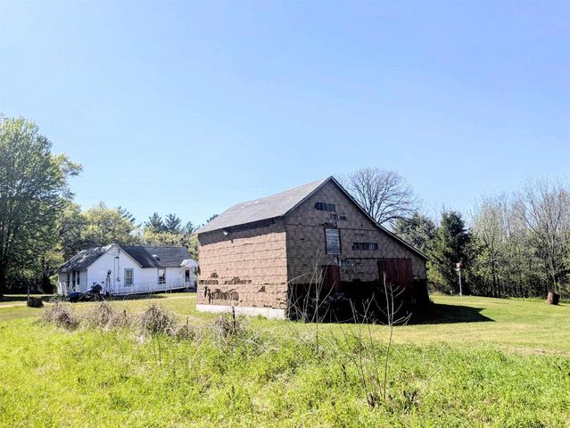 N2520 5th Avenue, Grand Marsh, WI 53936