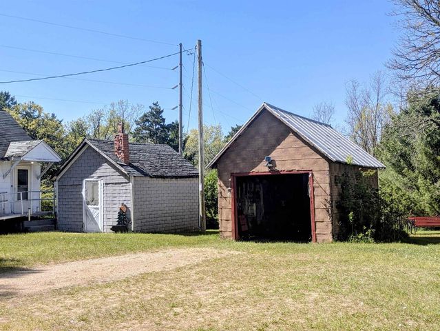 N2520 5th Avenue, Grand Marsh, WI 53936