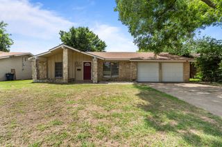 5308 Wentworth Street, Fort Worth, TX 76132