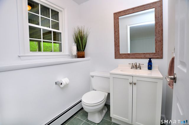 85 Winthrop Road, Windsor, CT 06095