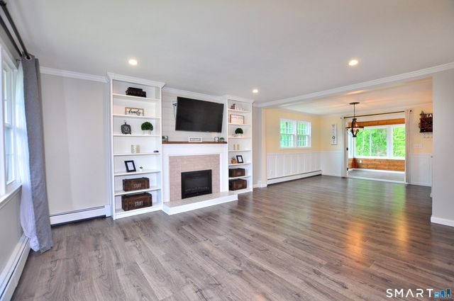 85 Winthrop Road, Windsor, CT 06095