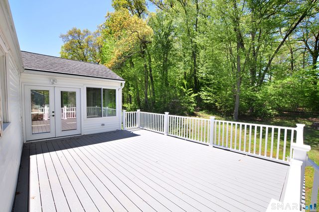 85 Winthrop Road, Windsor, CT 06095