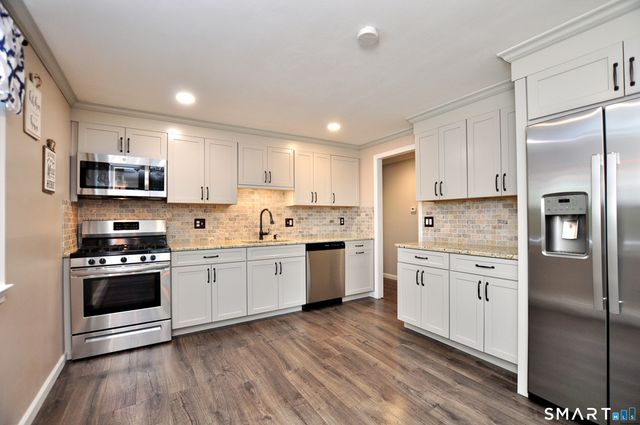 85 Winthrop Road, Windsor, CT 06095