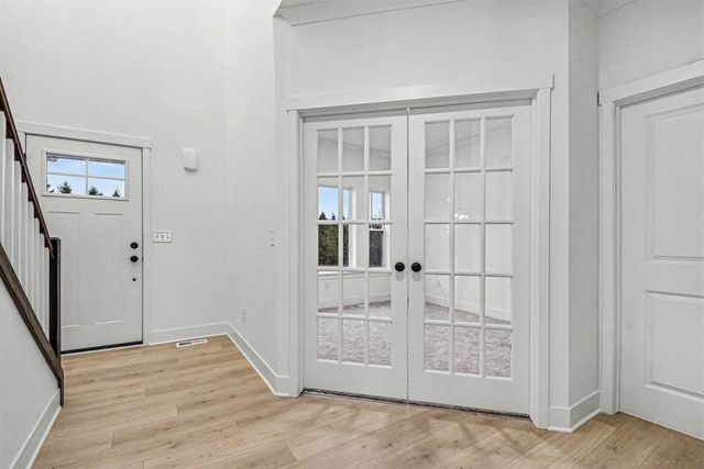 7105 Gibson Farms Drive, Middleville, MI 49333