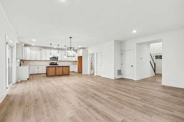 7105 Gibson Farms Drive, Middleville, MI 49333