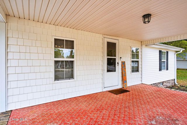 2001 Inland Drive SW, Ocean Isle Beach, NC 28469