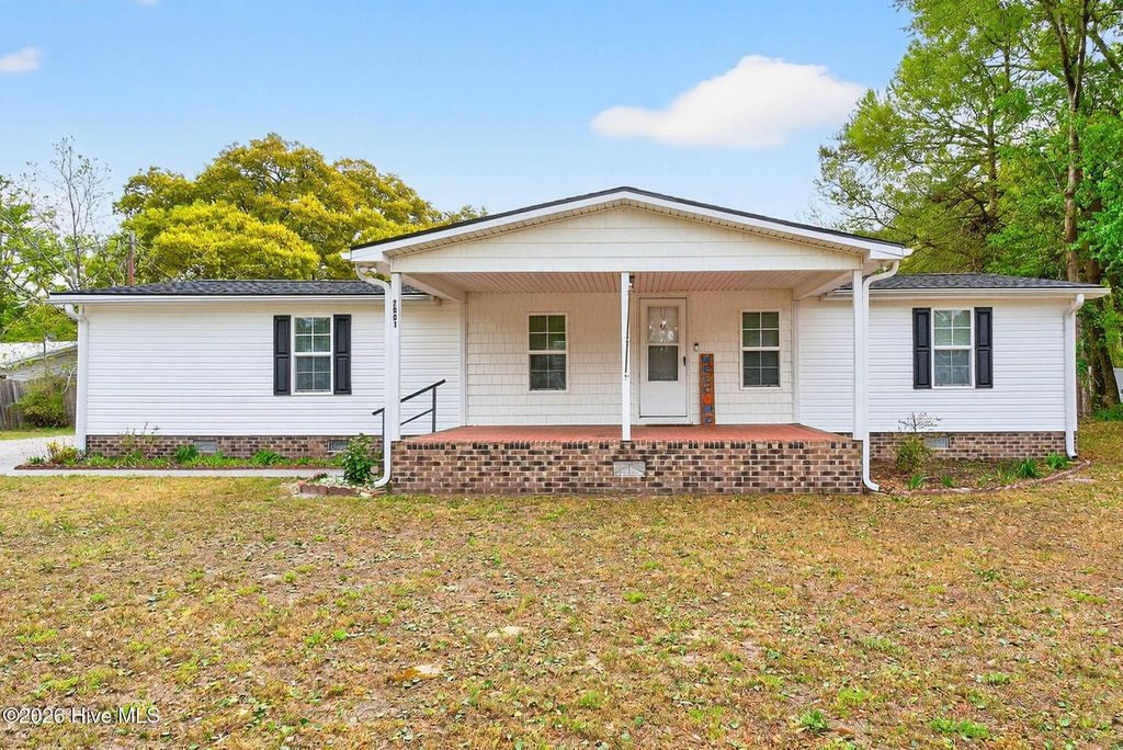 2001 Inland Drive SW, Ocean Isle Beach, NC 28469