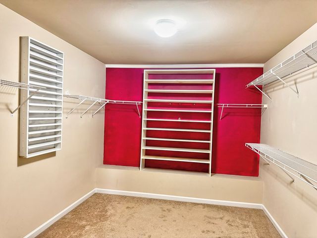 402 Sweetwood Court, Lagrange, GA 30241