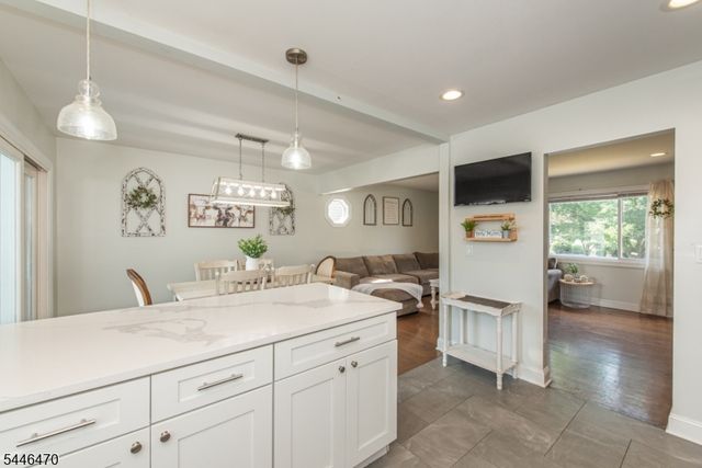 67 Pinho Ave, Carteret Boro, NJ 07008