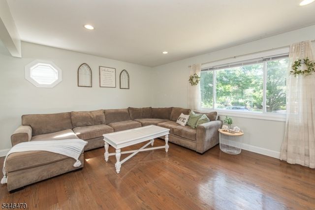 67 Pinho Ave, Carteret Boro, NJ 07008