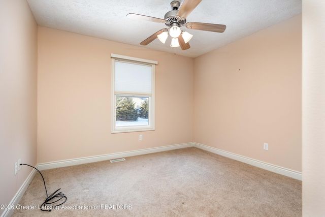 992 Pennine Ridge Way, Grand Ledge, MI 48837