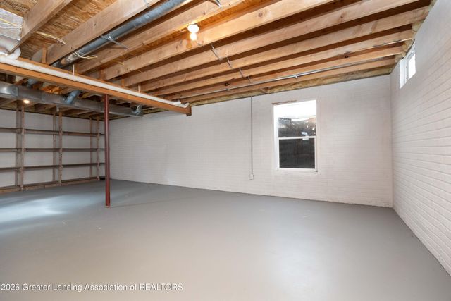 992 Pennine Ridge Way, Grand Ledge, MI 48837