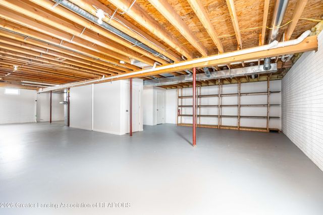 992 Pennine Ridge Way, Grand Ledge, MI 48837