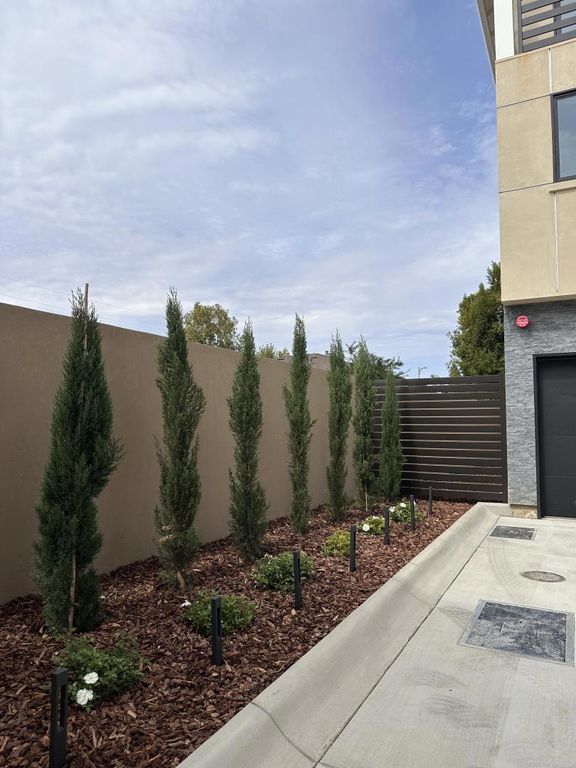 Image 17 of property listing at 515 Union Avenue, Campbell, CA 95008