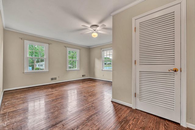 126 Sawyer DR, Salem, VA 24153