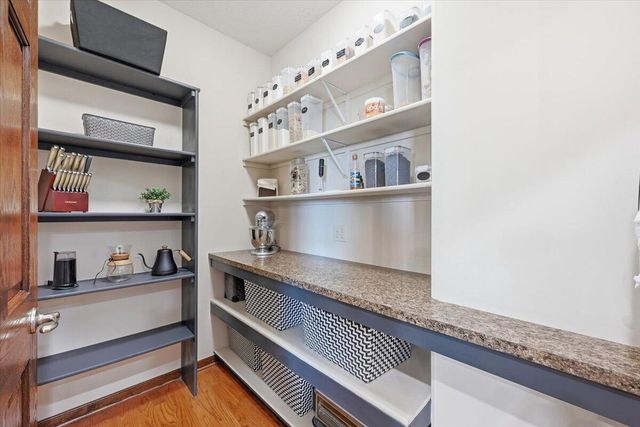 18396 JAYLEN Drive, Council Bluffs, IA 51503
