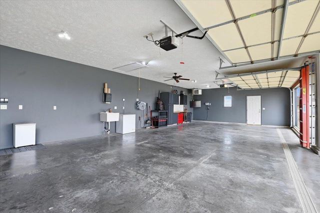 18396 JAYLEN Drive, Council Bluffs, IA 51503
