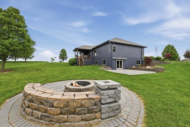 18396 JAYLEN Drive, Council Bluffs, IA 51503