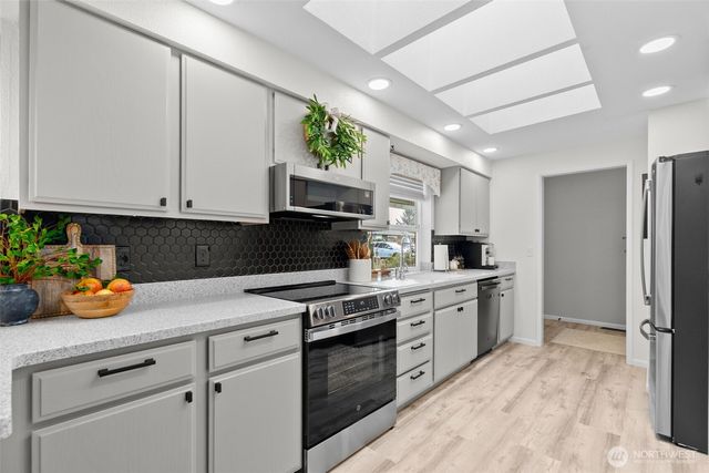 6141 Hogan Drive SE, Olympia, WA 98513