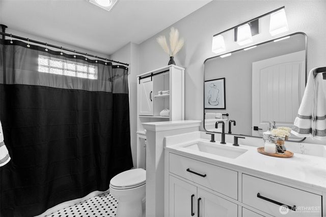 6141 Hogan Drive SE, Olympia, WA 98513