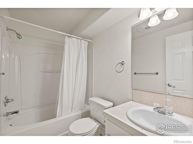 1505 63rd Ave Ct, Greeley, CO 80634