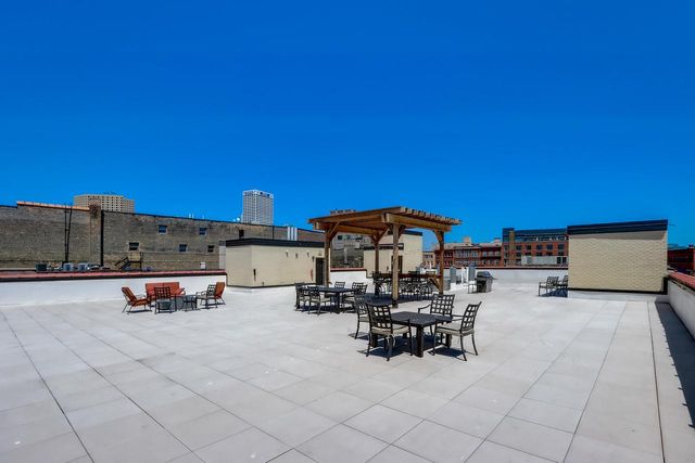 226 N Water STREET, Milwaukee, WI 53202