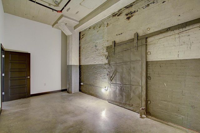226 N Water STREET, Milwaukee, WI 53202