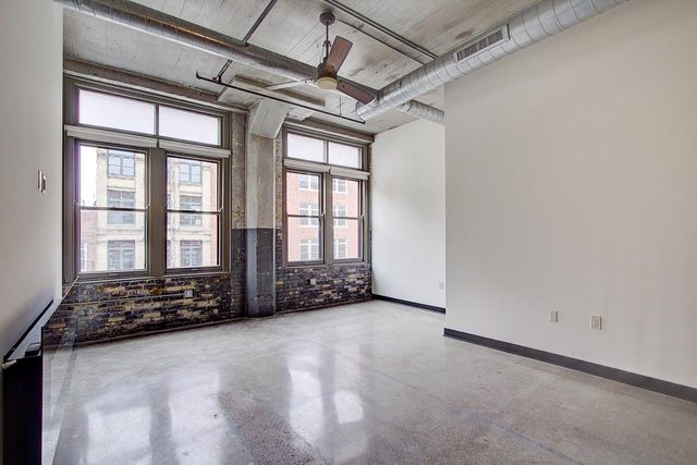226 N Water STREET, Milwaukee, WI 53202