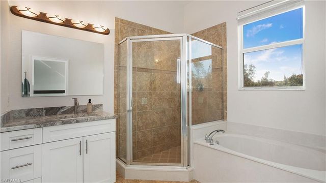 9819 Catena WAY 105, Fort Myers, FL 33908