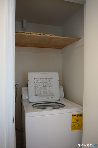 25-27 Jetland Place 27, Bridgeport, CT 06605