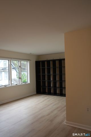 25-27 Jetland Place 27, Bridgeport, CT 06605