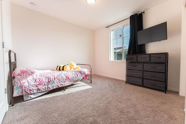 835 Fir Street W, Madera, CA 93636