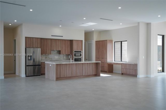 27505 SW 172nd Avenue, Homestead, FL 33031