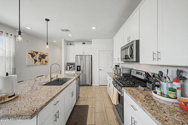2564 E Alvaro Trail, Casa Grande, AZ 85194