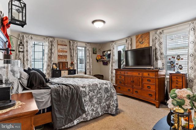 1060 DRY TAVERN RD, Denver, PA 17517