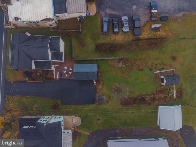 1060 DRY TAVERN RD, Denver, PA 17517