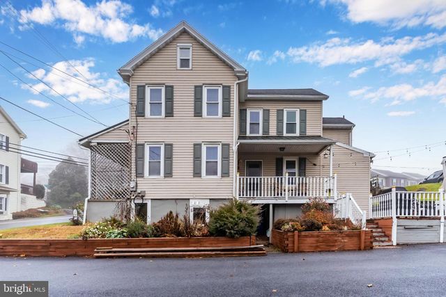 1060 DRY TAVERN RD, Denver, PA 17517