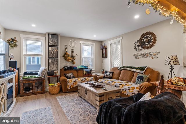 1060 DRY TAVERN RD, Denver, PA 17517