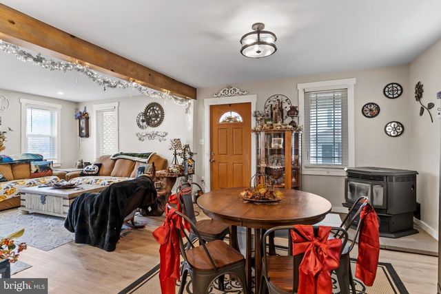 1060 DRY TAVERN RD, Denver, PA 17517