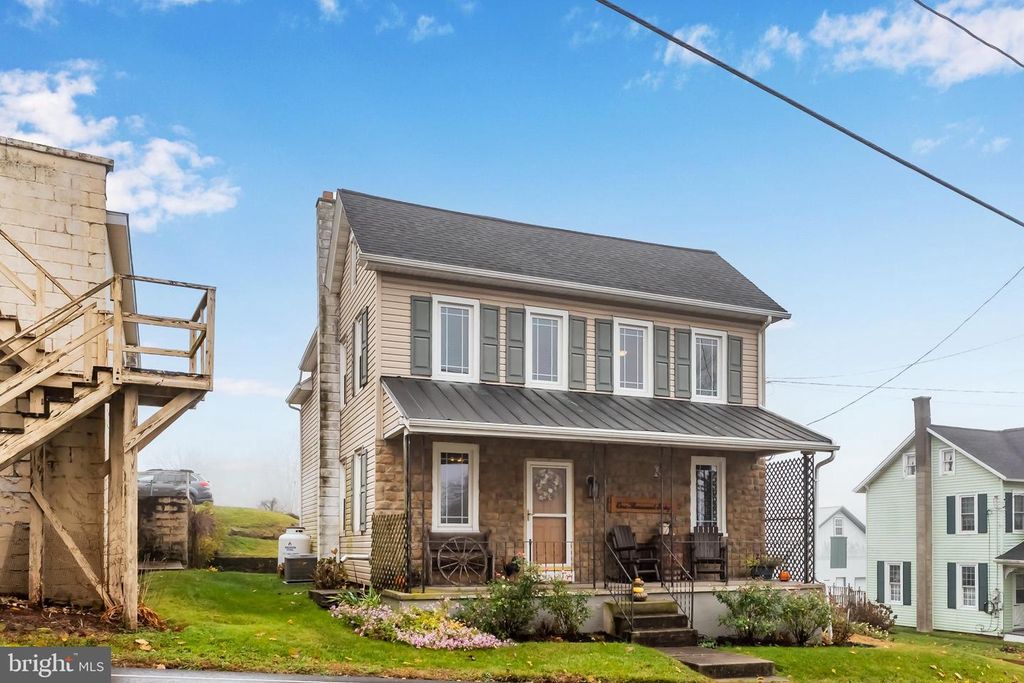 1060 DRY TAVERN RD, Denver, PA 17517