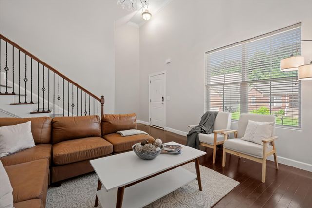 1736 Haleys Hope Ct, Nashville, TN 37209